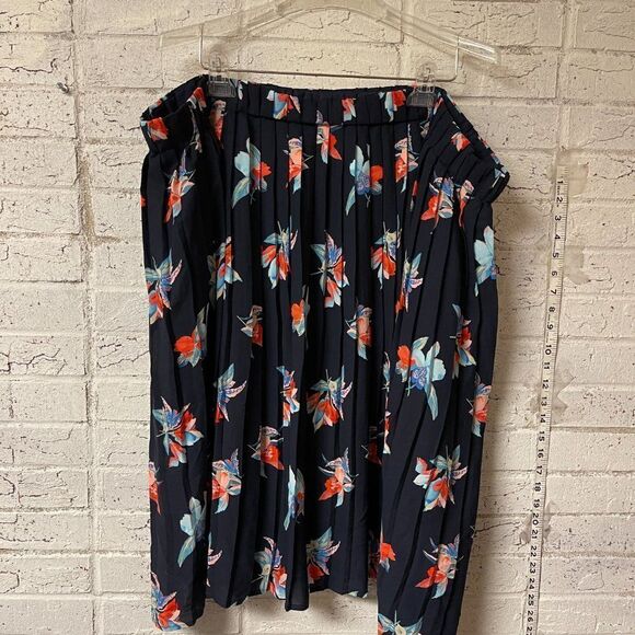 Ava & Viv Floral Pleated Plus Suze Curvy Skirt 3X - Picture 1 of 6
